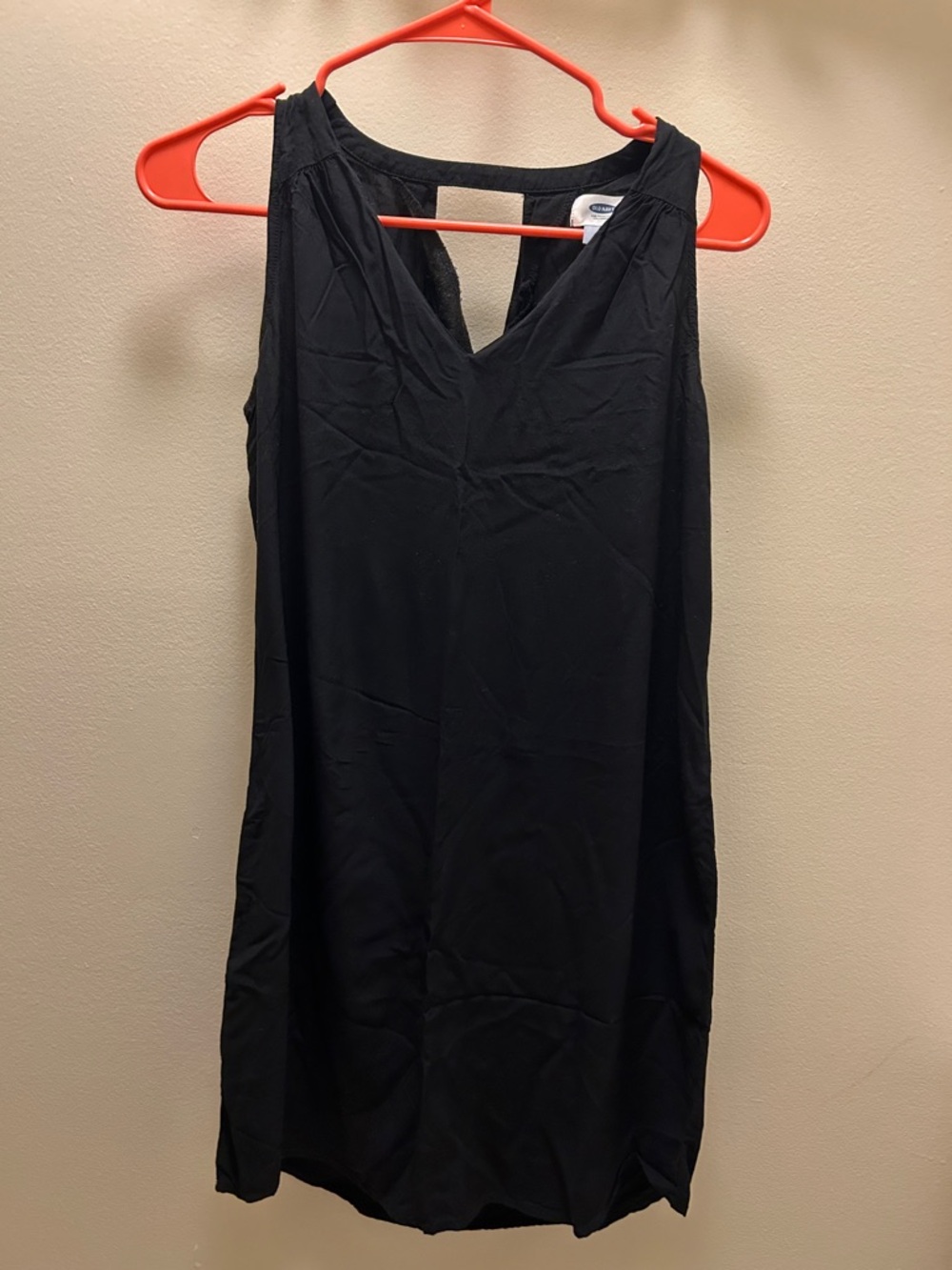 Old Navy Black Sleeveless V-Neck Shift Dress